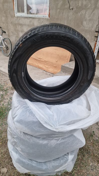 Продам комлект зимних шины