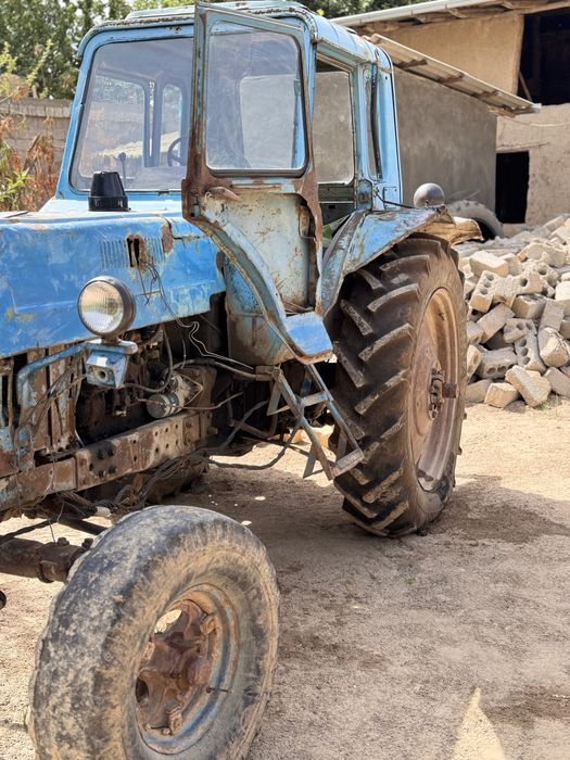 Traktor mtz 80 kok rang