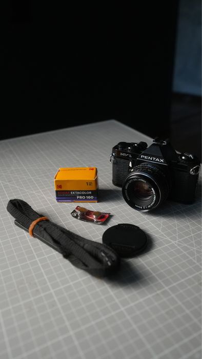 Пленочная камера Pentax MV1