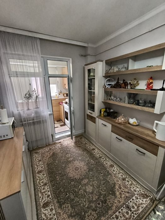 3хкомн кв, 5 эт, 15мкр