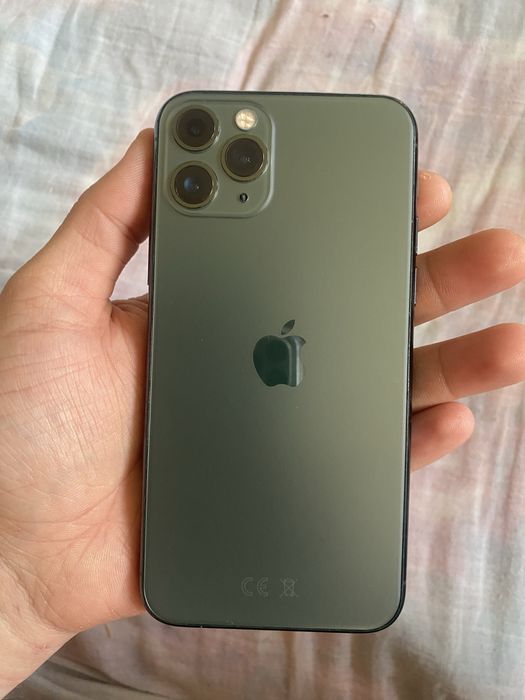 Продам айфон 11 про 64