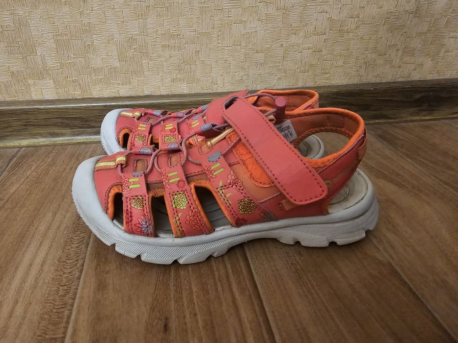 Сандалии для девочки 34 размер