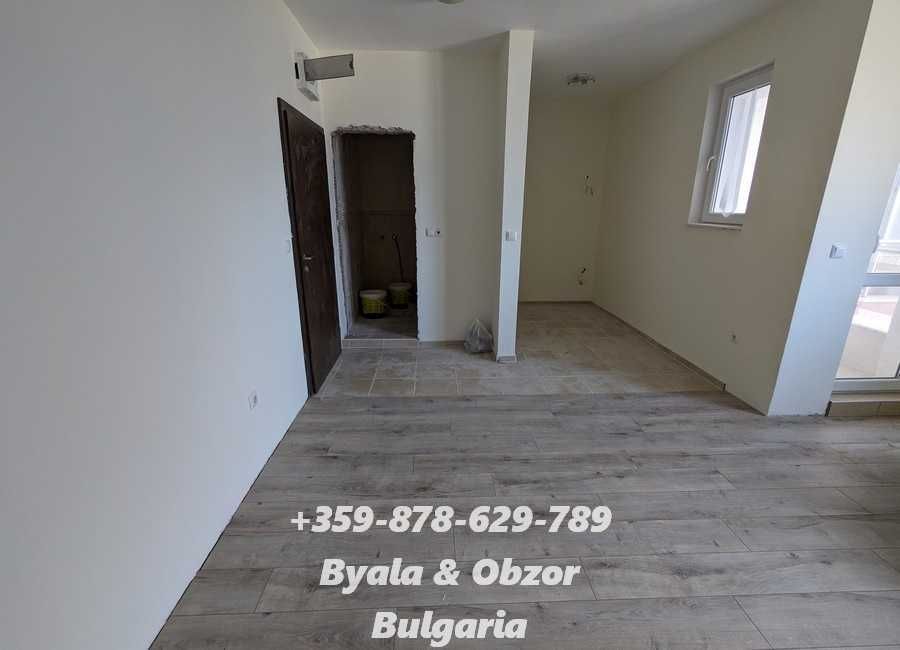 Продава се Едностаен апартамент в Бяла - 35 кв.м за 1100 €/кв.м - Снимка #4