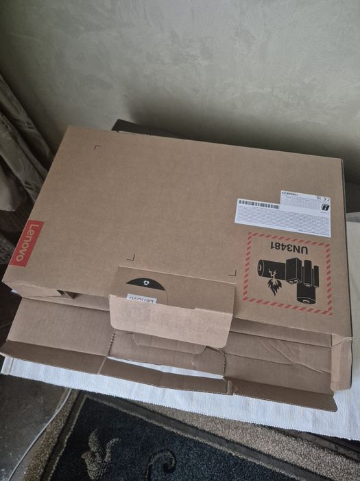 Laptop Lenovo nou