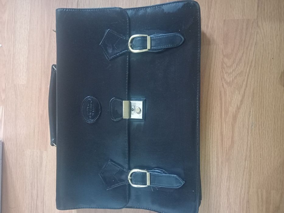 Servietă bărbatească din piele