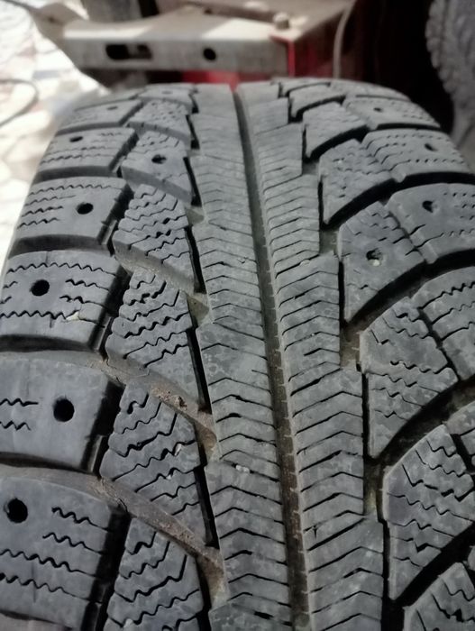 Продам шины r14 летние срочно