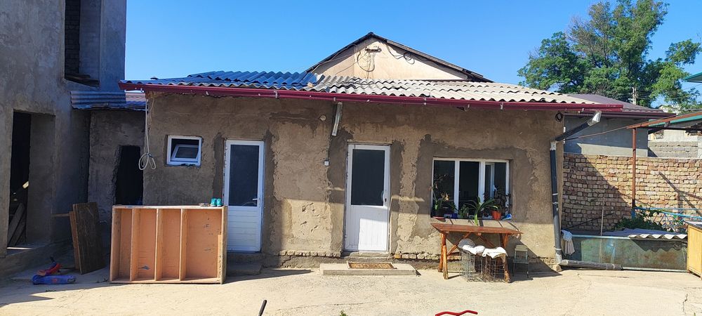 Qibray magarajda 5 sotix karobka hovli oshxona sanuzel tayyor