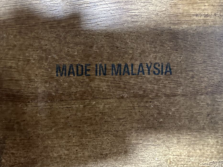 Продам стол из натурального дерева и стулья