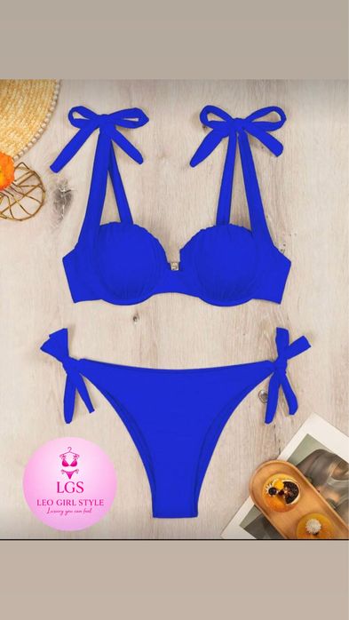 Дамски бански цели и две части