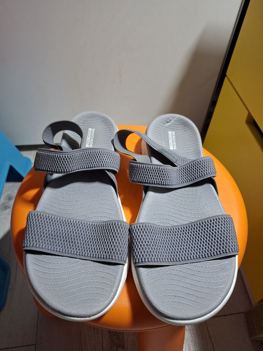 Sandale Skechers gri