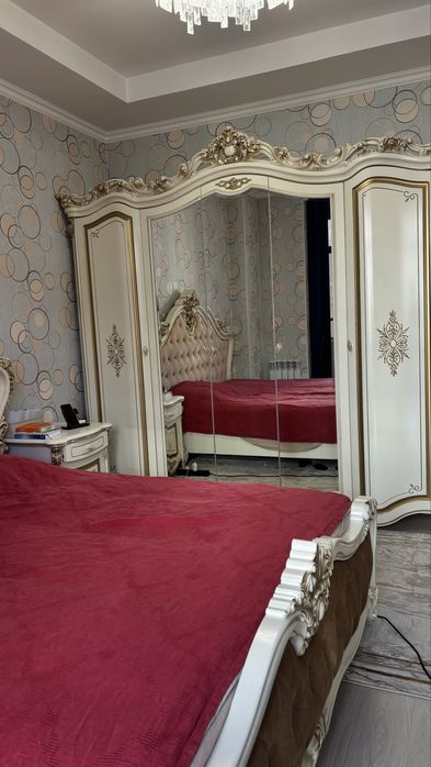 Спальный гарнитур