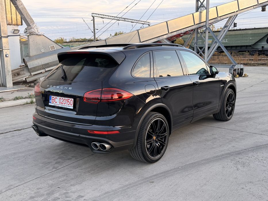 PORSCHE Cayenne 2015 — imagine 4