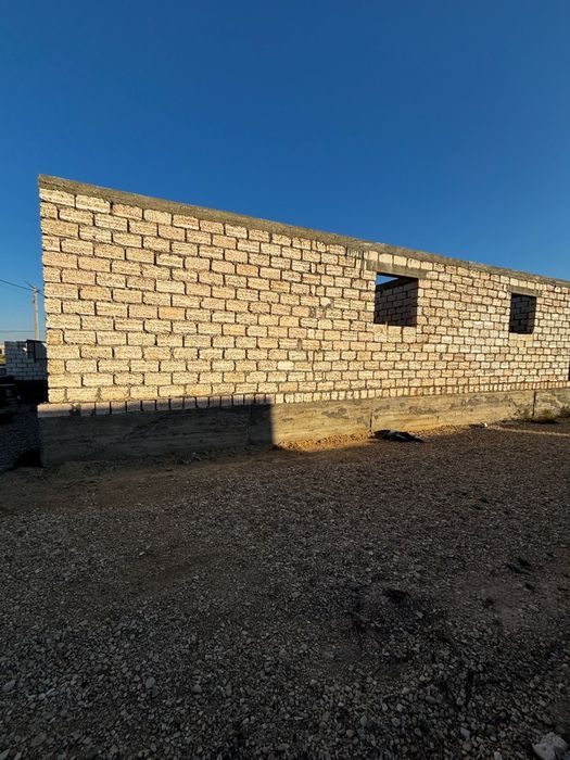 Жер үй сатылады.