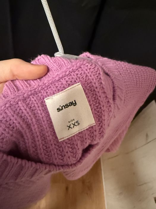 Зимен розов пуловер