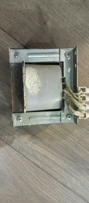 Трансформатор 220/12