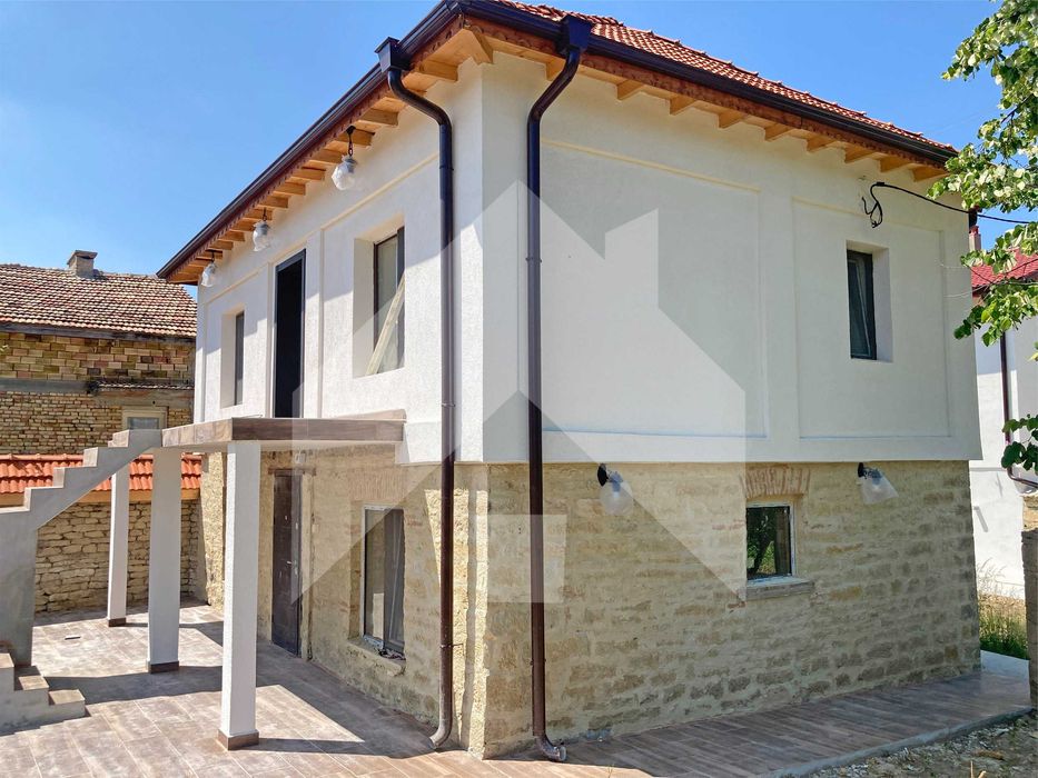 Продава се Къща в Нови пазар - 110 кв.м за 755 €/кв.м - Снимка #4