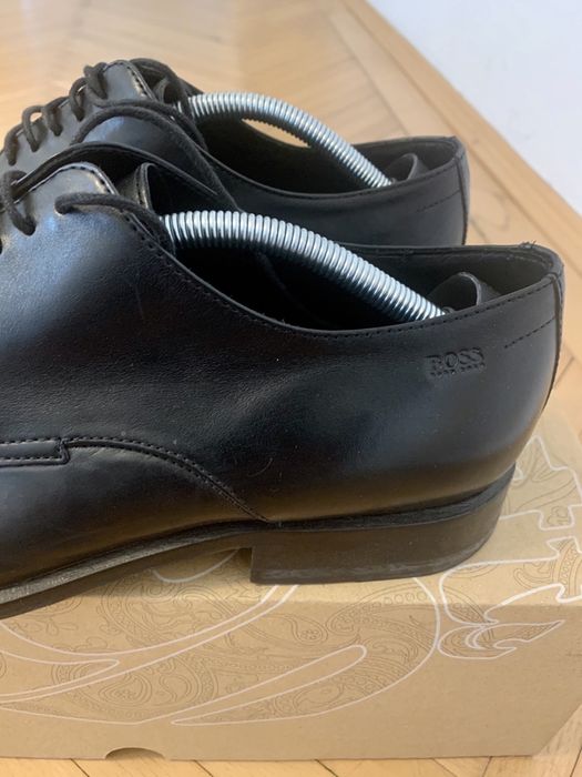 Pantofi negri piele hugo boss 42 ocazie