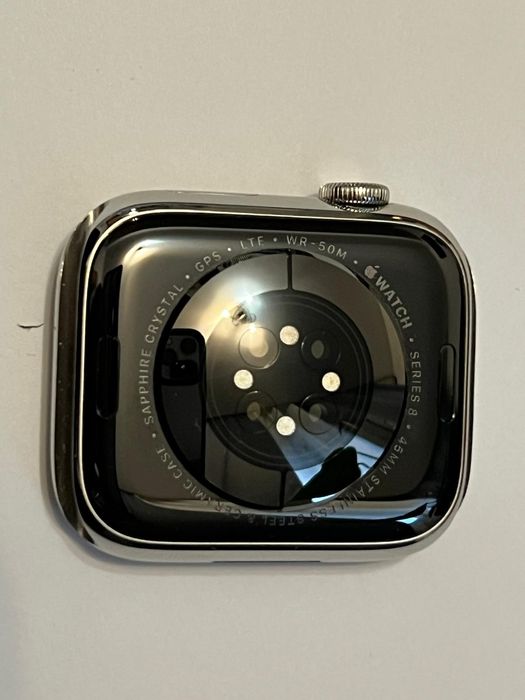 Apple Watch  8 GPS + Cellular, 45mm Stainless Steel Case  GARANTIE