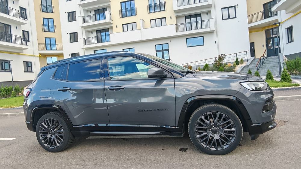 JEEP Compass 2021 — imagine 2