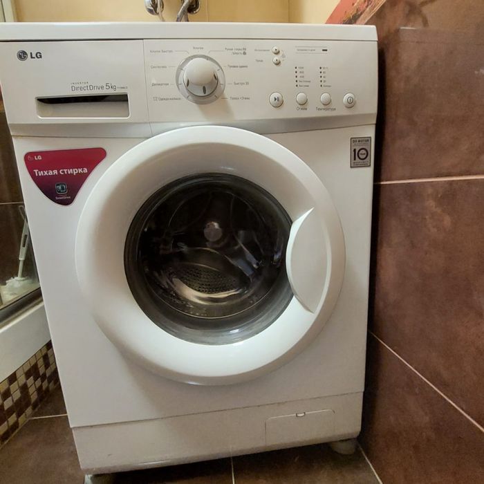 Прожам машинку на запчасти