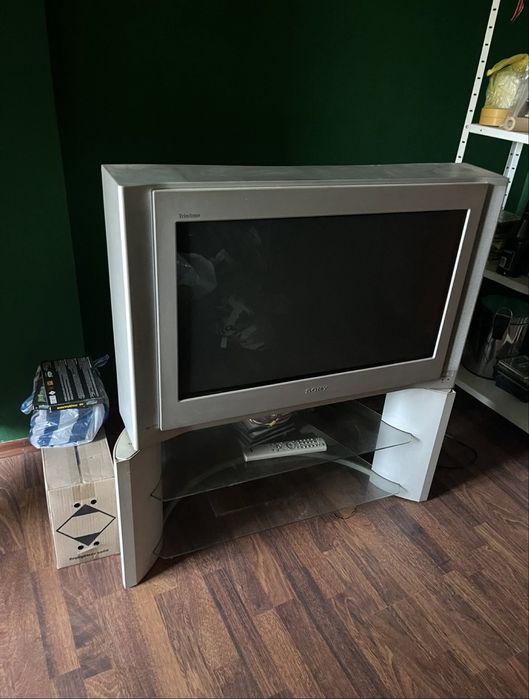 Sony Trinitron 32 инча