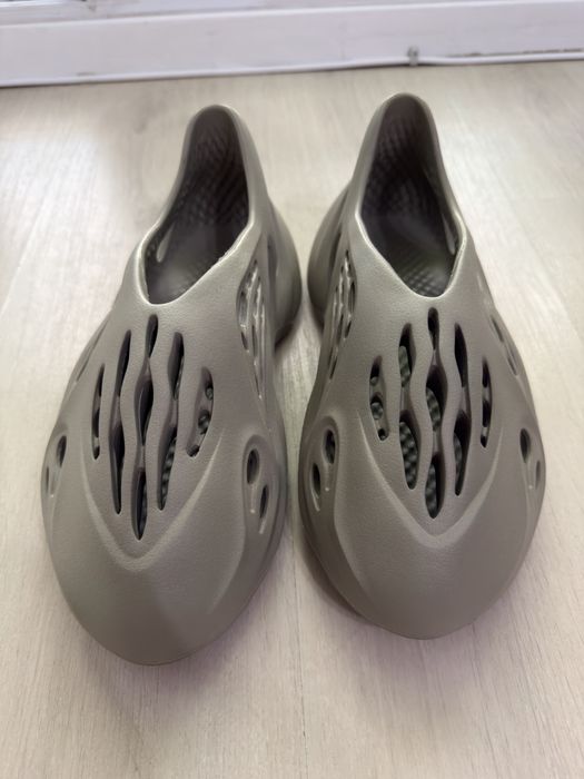 Yeezy Foam Runner Stone Salt US10