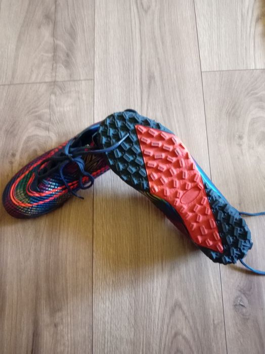 Adidași pt fotbal