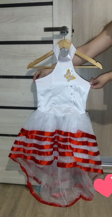 Продам красивое платье