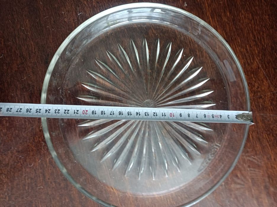 Продам стеклянный поднос