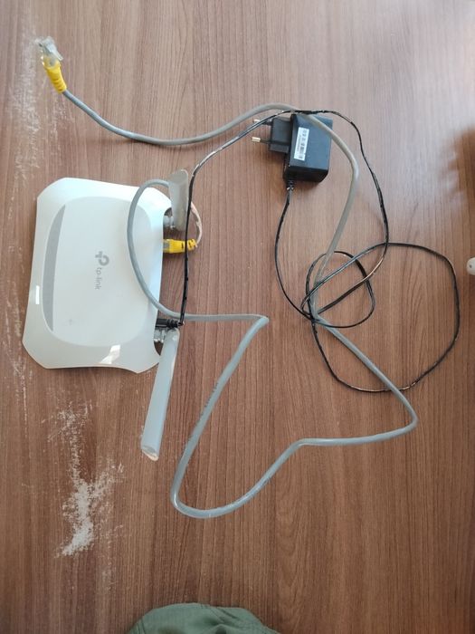 Роутер продам недорого