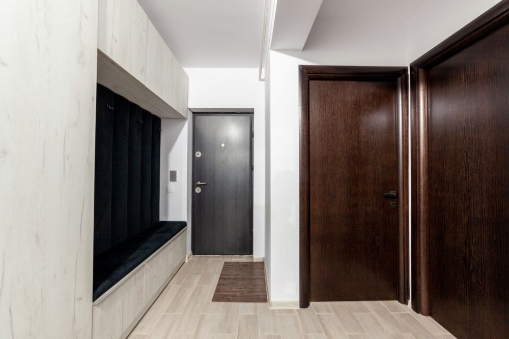 Vand/schimb ap 3 camere,3 locuri de parcare,complet mobilat si utilat