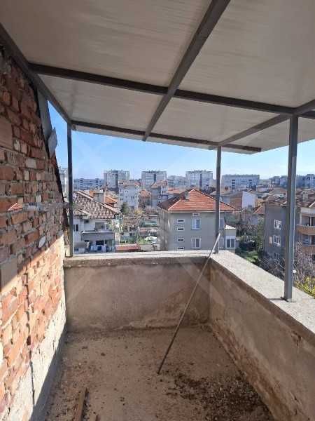 Продава се Двустаен апартамент в Пловдив, Кючук Париж - 41 кв.м за 971 €/кв.м - Снимка #1