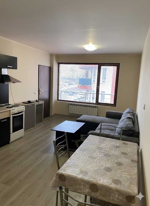 Тристаен апартамент под наем