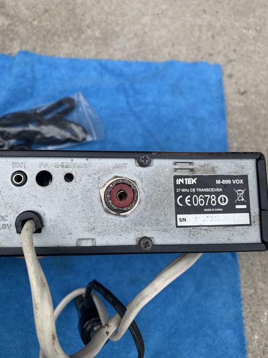 Statie radio Intek M-899 vox