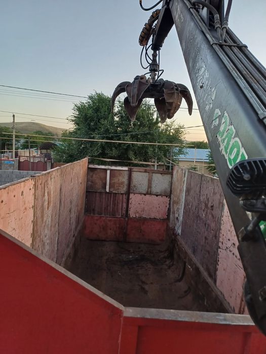 Срочно продаётся самосвал манипулятор