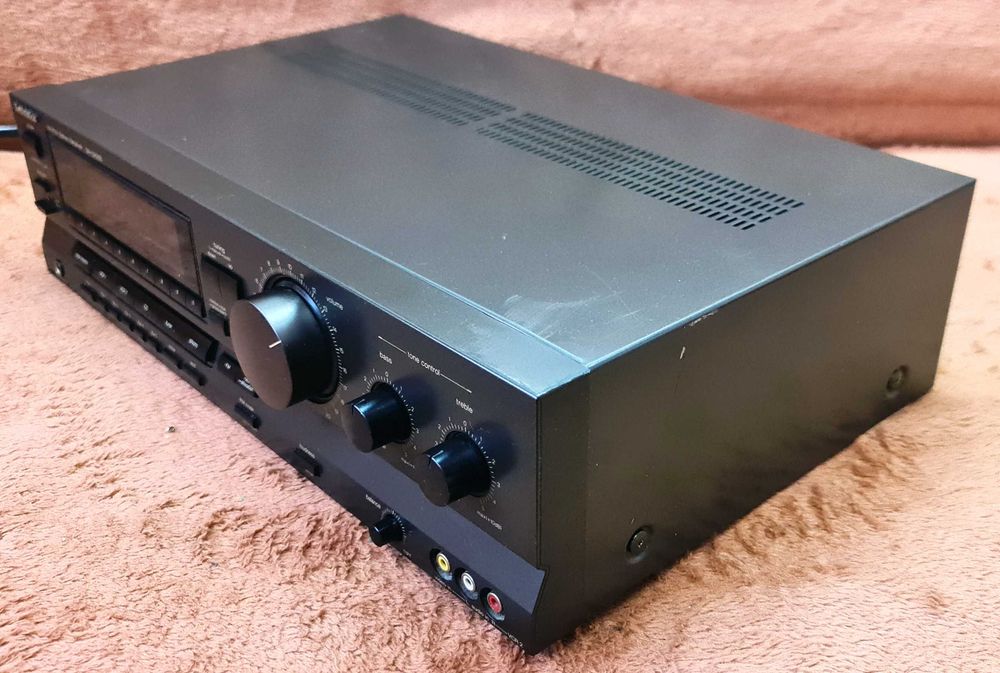 Technics SA-GX200 amplituner 2X60W pe 8 Ohm