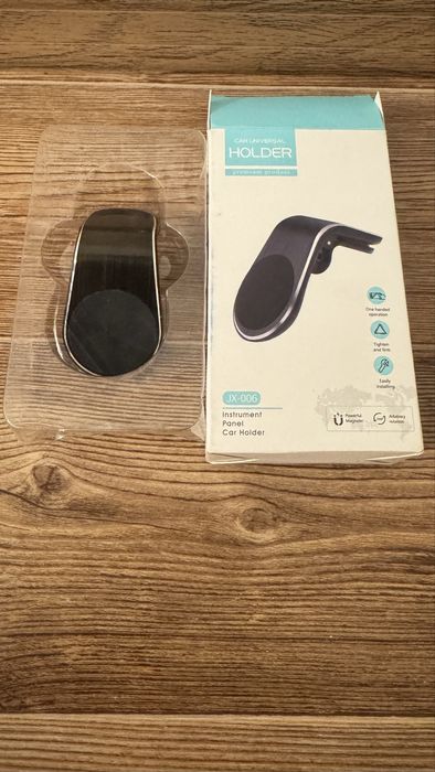 Автомобильные держатели на магните