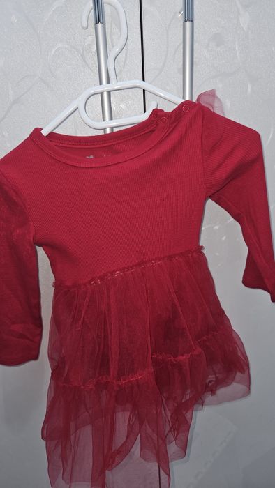 Детски празнични червени роклички