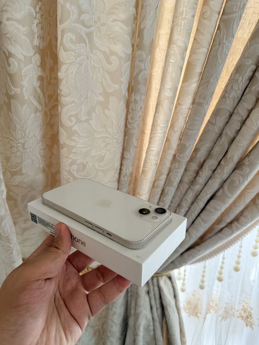 iPhone 13/128Gb - В отличном состоянии