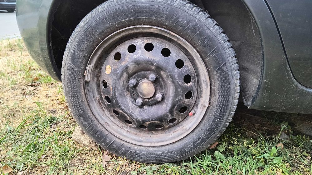 Продавам зимни гуми 195/65/15