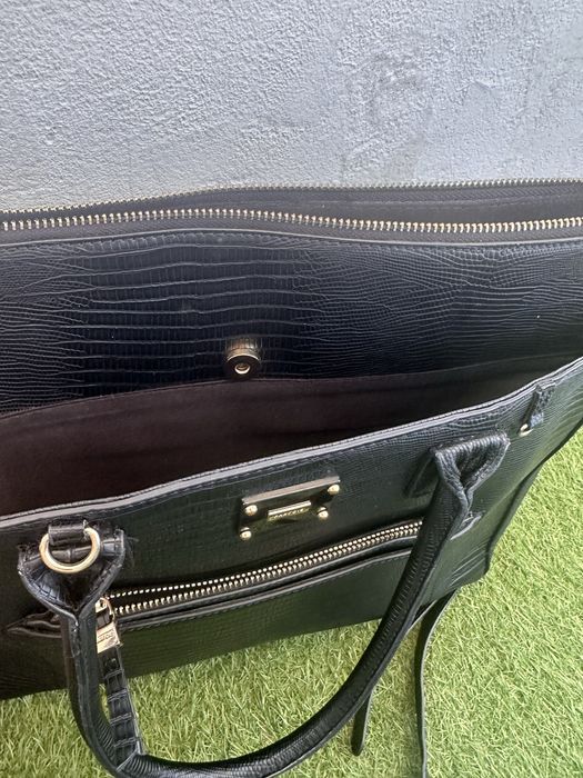 Стилна дамска чанта