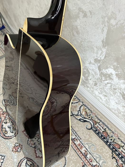 Гитара акуститческая 6 струн