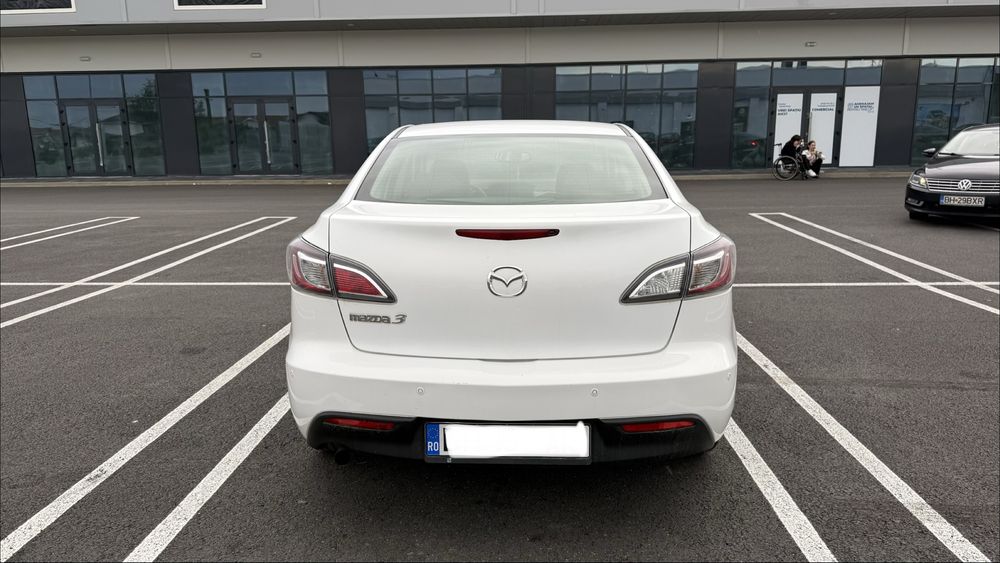 De vanzare Mazda 3 benzina 1.6 2010 213.500 KM