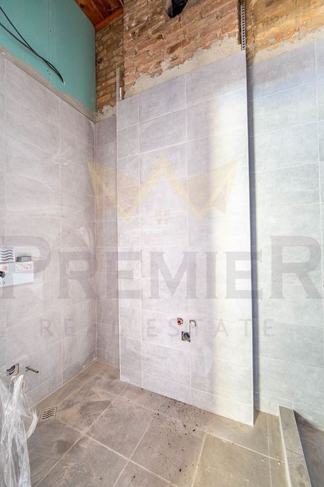 Продава се Четиристаен апартамент в Варна, Център - 214 кв.м за 2477 €/кв.м - Снимка #12