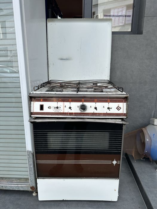 Газ плита сотилади