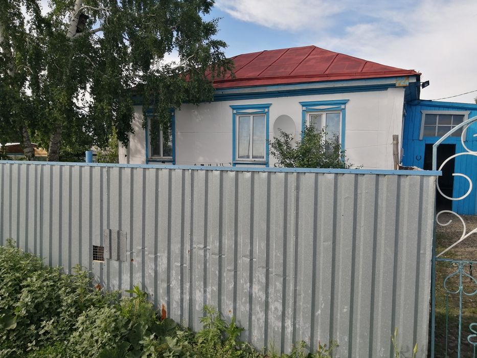 Продаётся дом. Сухой, шпальный.