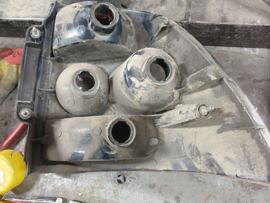 Задние фонари приора