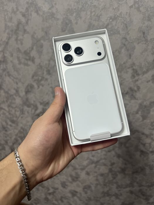 Iphone 17 pro max dubai premium