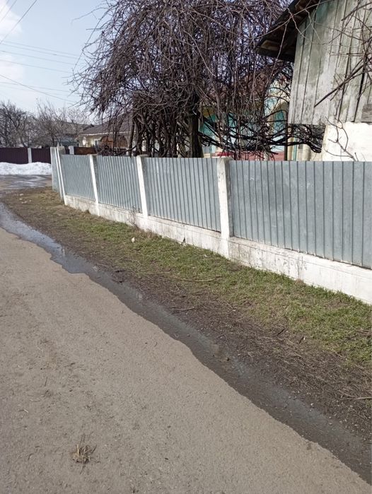 Casa batraneasca de vanzare