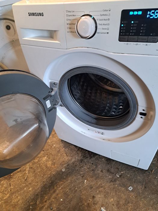 Depozit  mașini de spălat